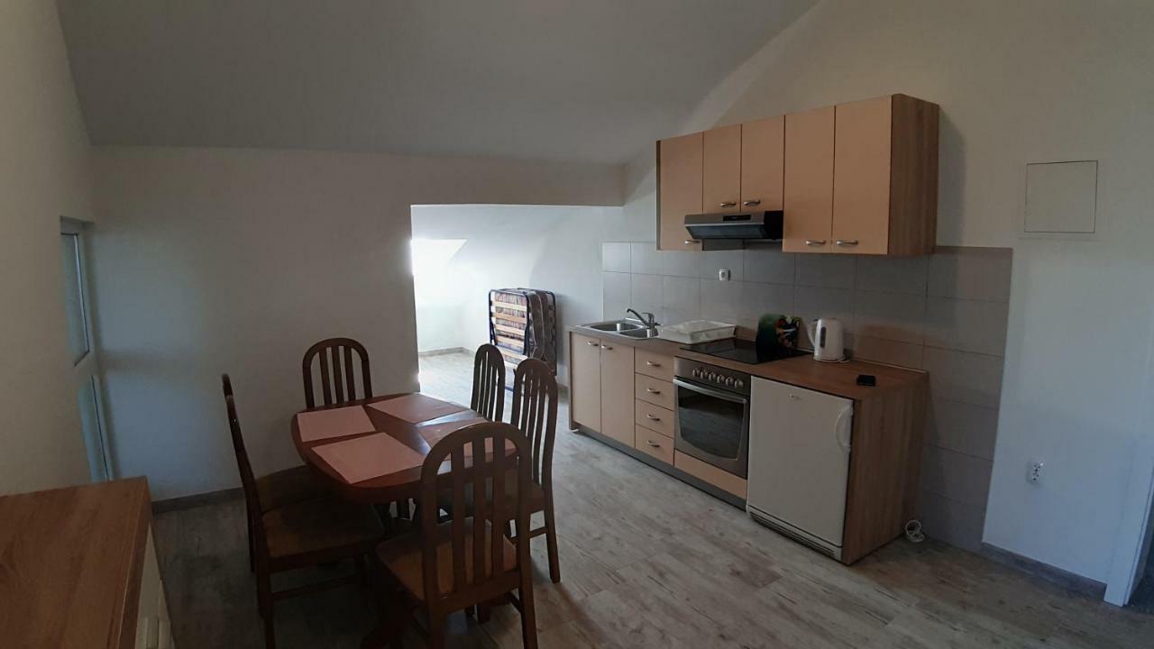 Relax Apartman Stari Grad Kültér fotó